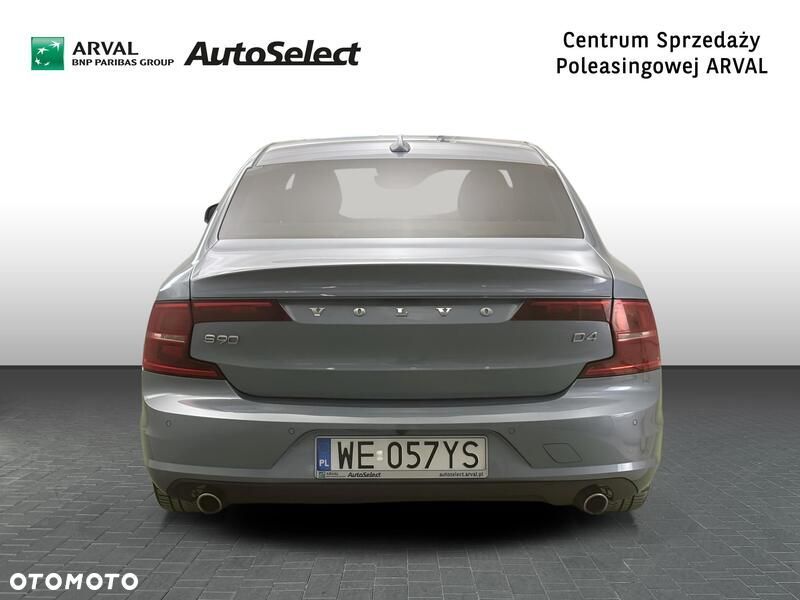 Volvo S90 D4 SCR Momentum Pro - 5