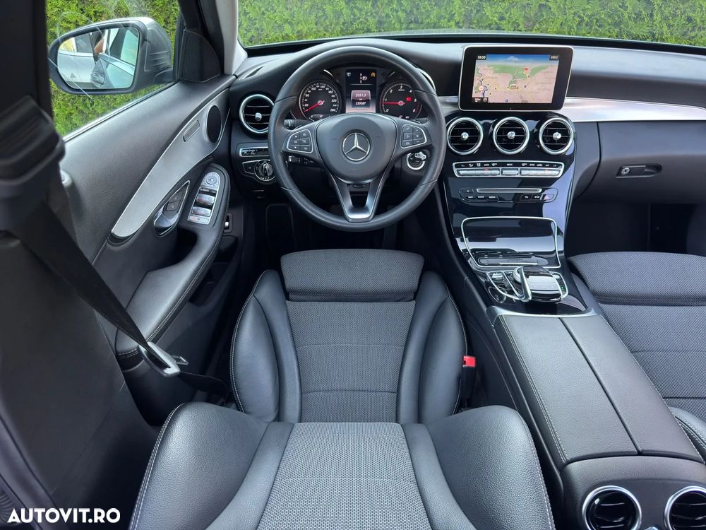 Mercedes-Benz C - 7