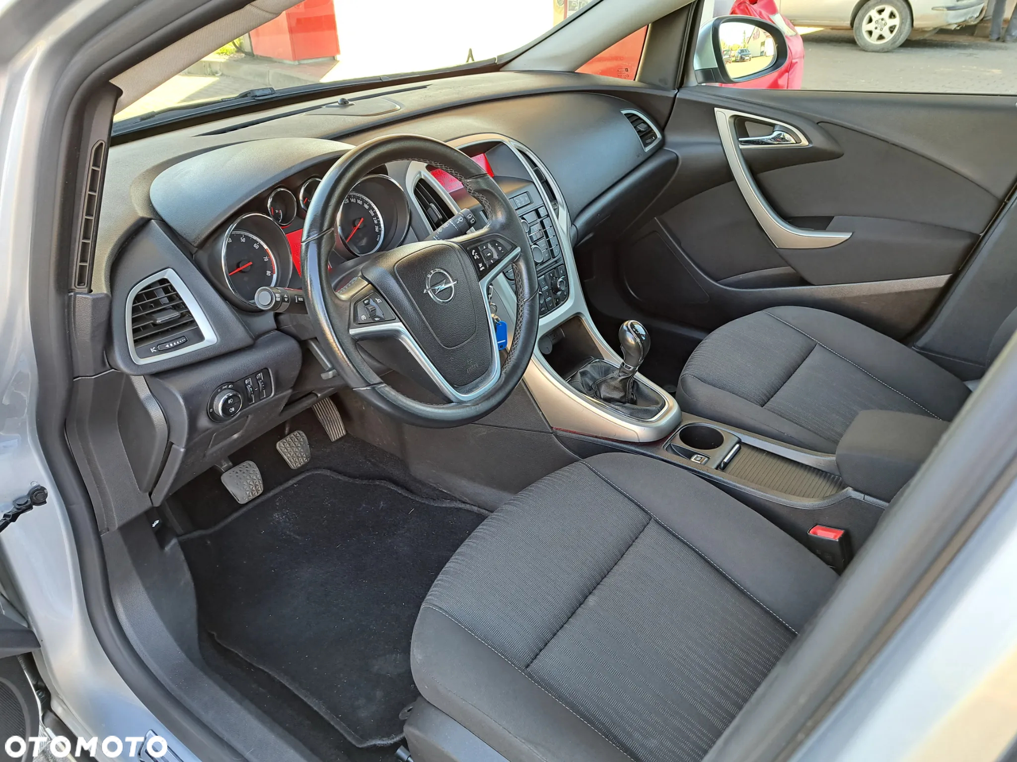 Opel Astra 1.6 Sports Tourer - 13