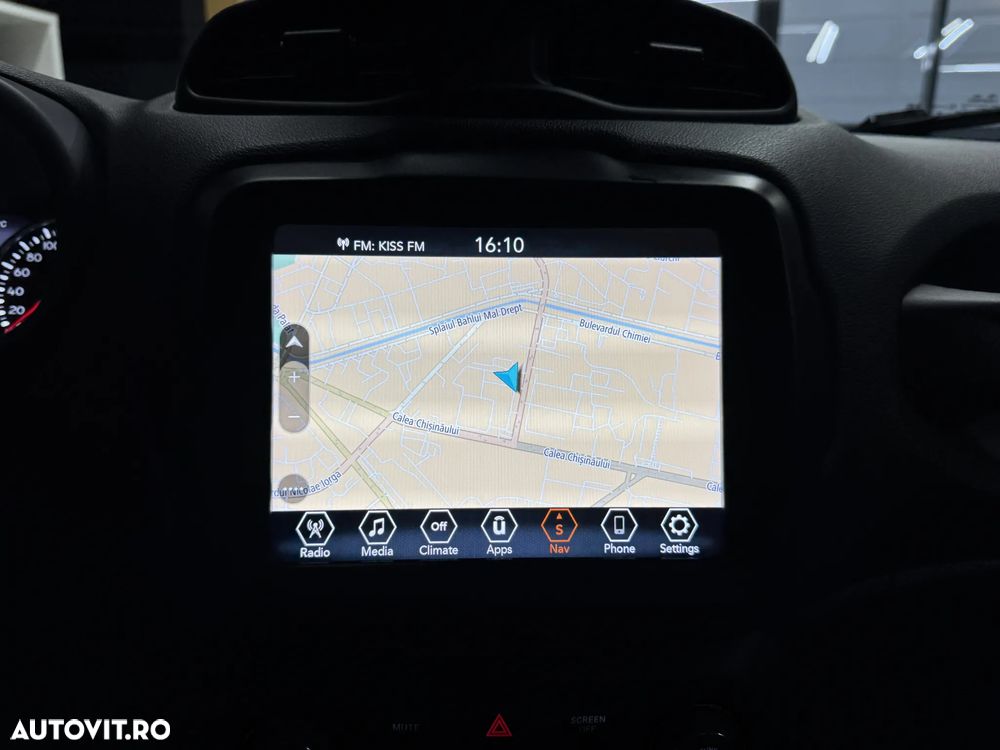 Jeep Renegade 1.0 T-GDI Night Eagle - 19