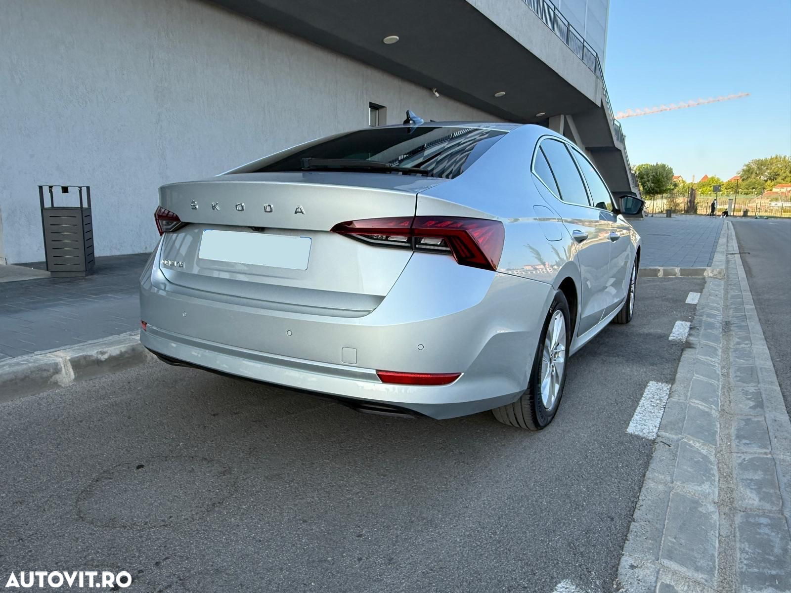Skoda Octavia 2.0 TDI DSG Style - 6