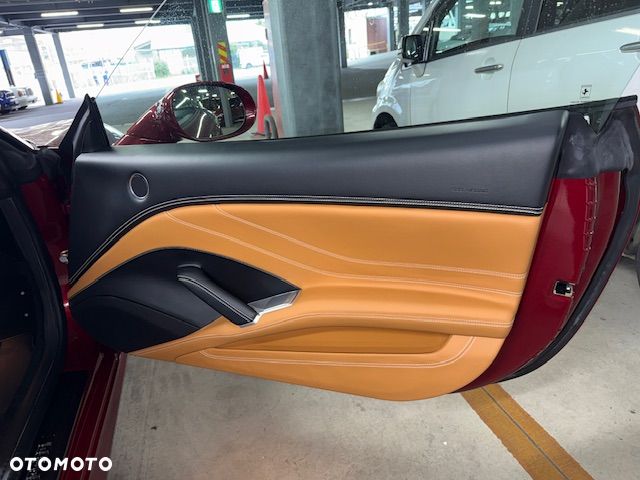 Ferrari California T - 23