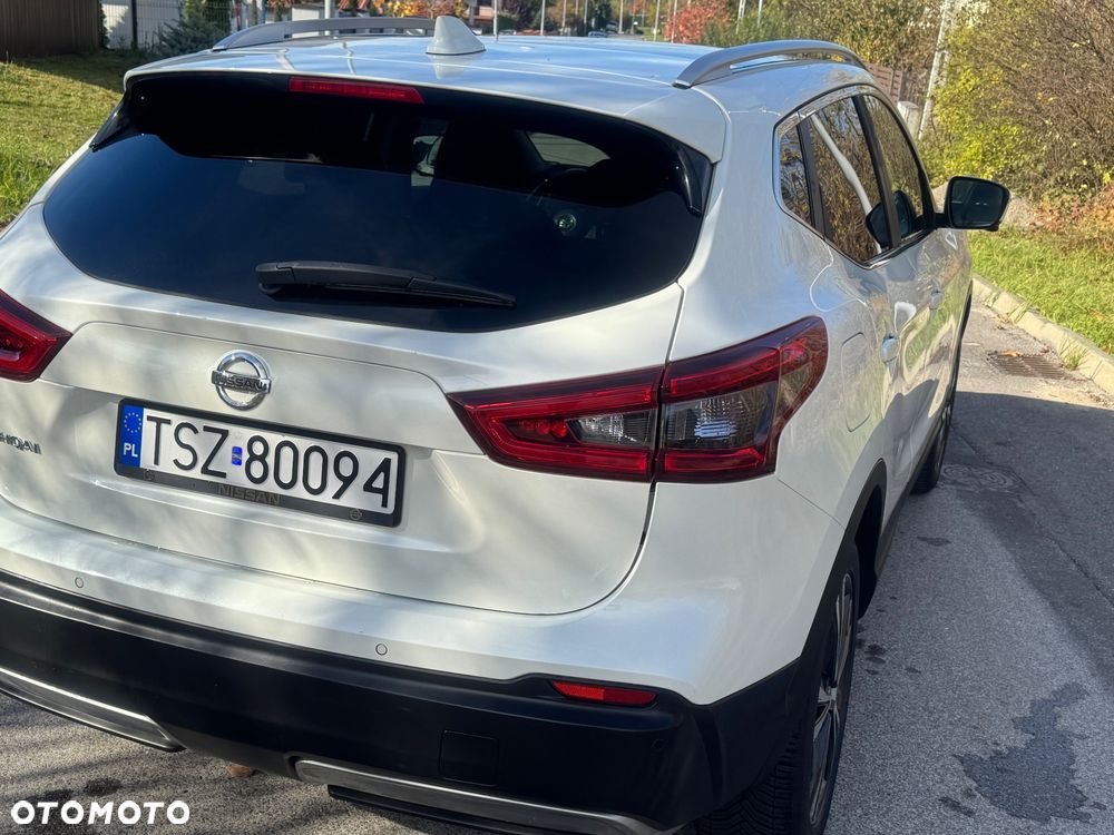 Nissan Qashqai 1.3 DIG-T TEKNA - 9
