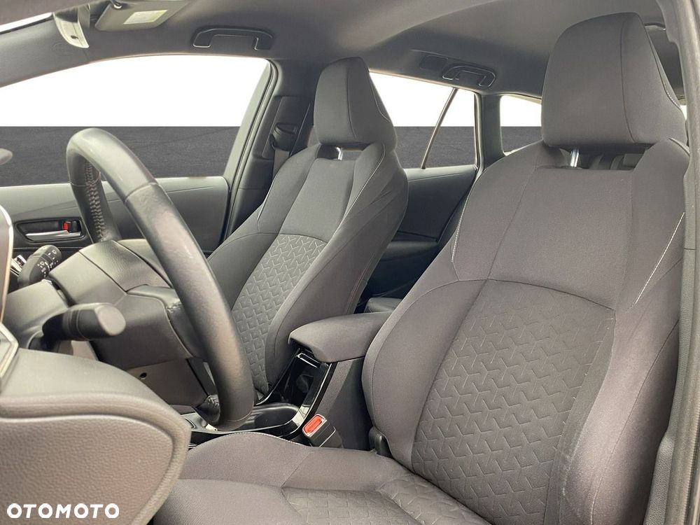 Toyota Corolla - 17