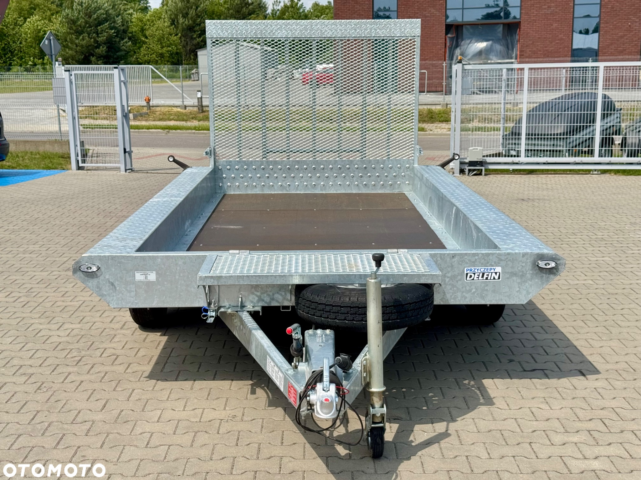 Niewiadów KN401835T - 400 x 185 cm | 2570kg ładowności | trap stalowy | 3-osiowa budowlanka - 18