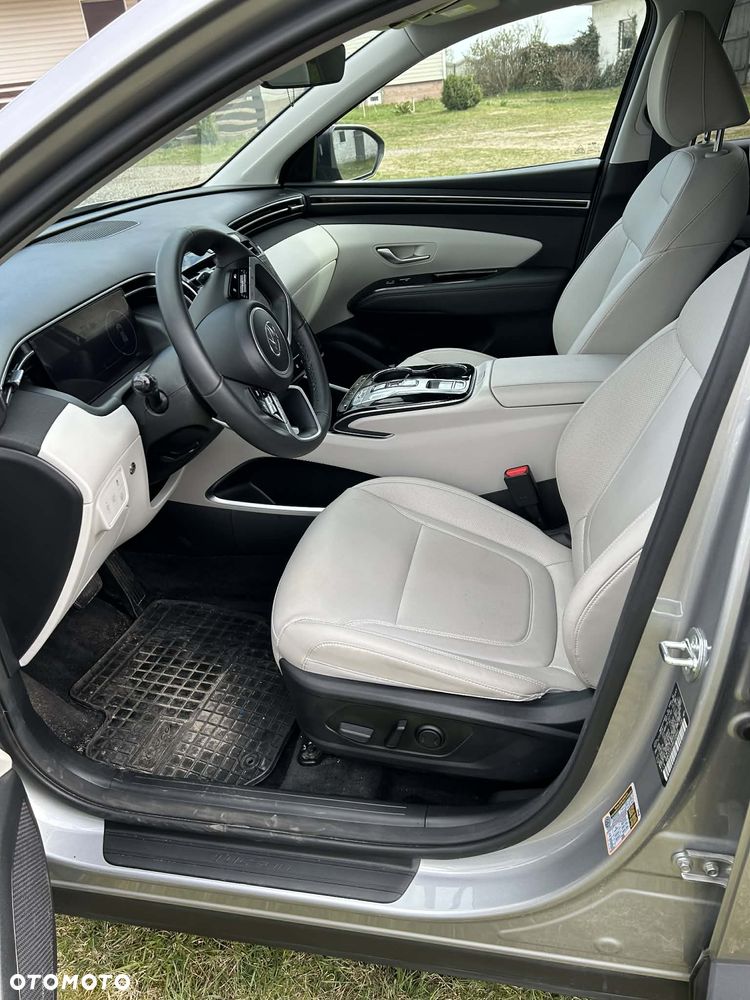 Hyundai Tucson 1.6 T-GDi HEV 4WD Trend - 12