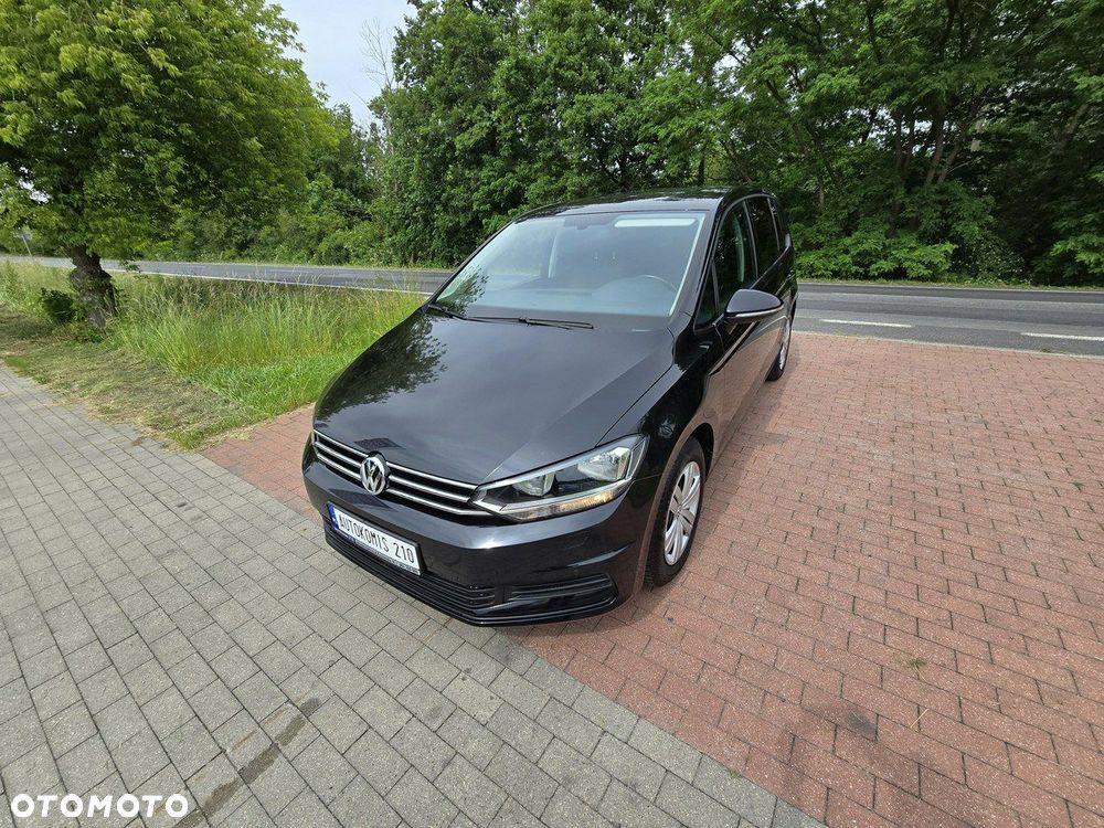 Volkswagen Touran - 3