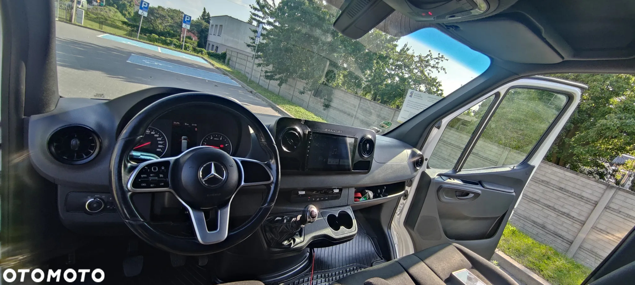 Mercedes-Benz Sprinter - 7