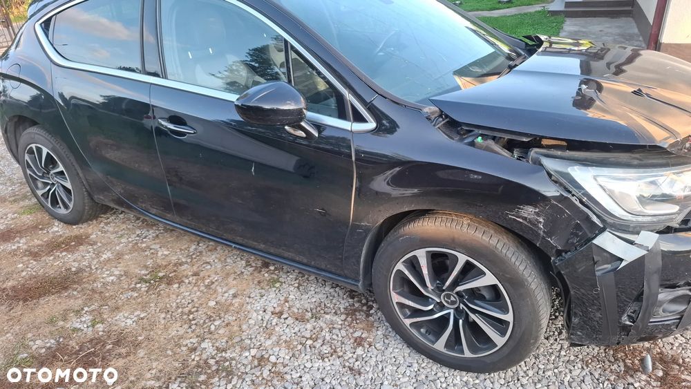 DS Automobiles DS 4 - 4