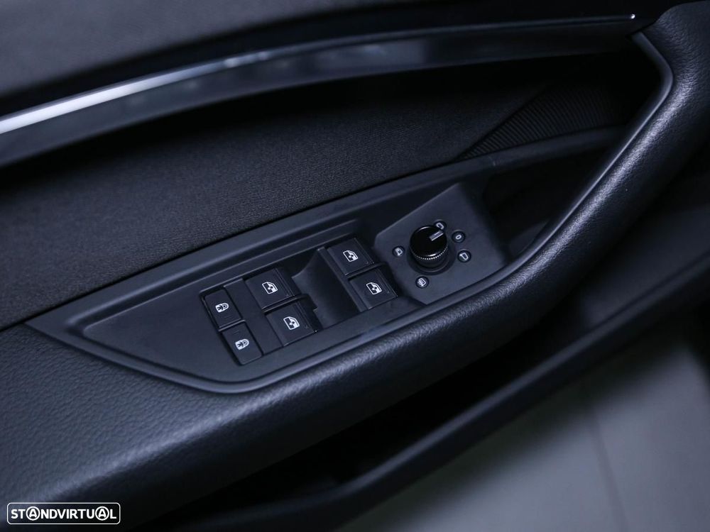 Audi e-tron 55 quattro - 12
