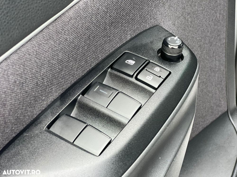 Toyota Yaris Cross 1.5 VVT-i HSD 4x2 Dynamic - 10