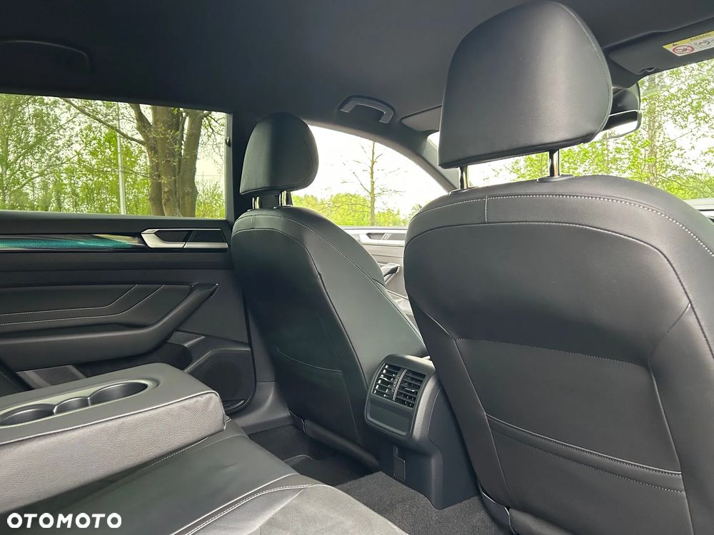 Volkswagen Arteon 2.0 TDI R-Line DSG - 27