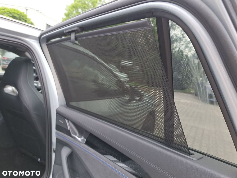 Volkswagen Passat Variant - 23