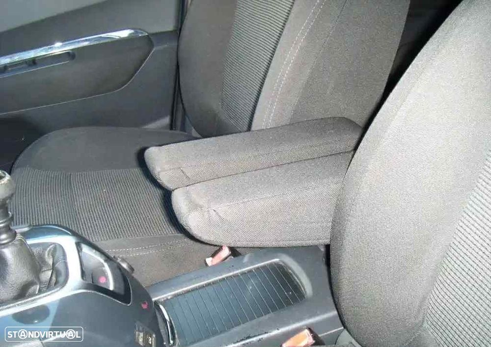 Peugeot 5008 1.6 HDi 5L Allure J17 - 45