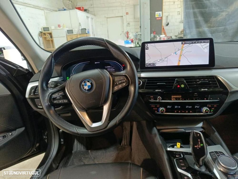 BMW 520 e - 9