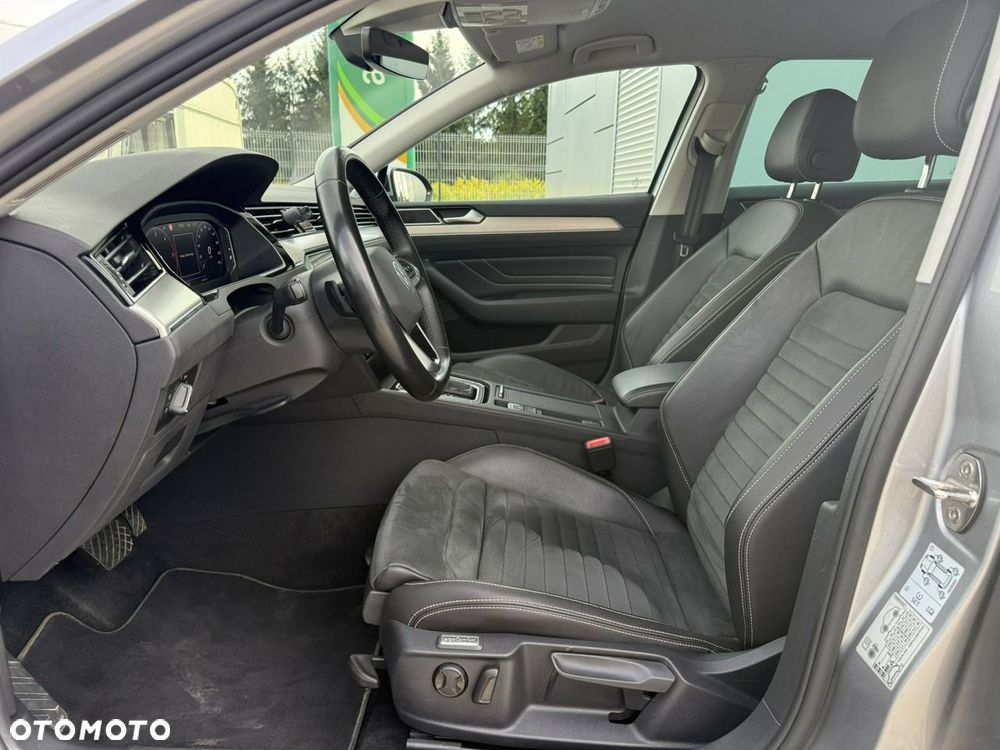 Volkswagen Passat Variant 2.0 TDI Elegance DSG - 5