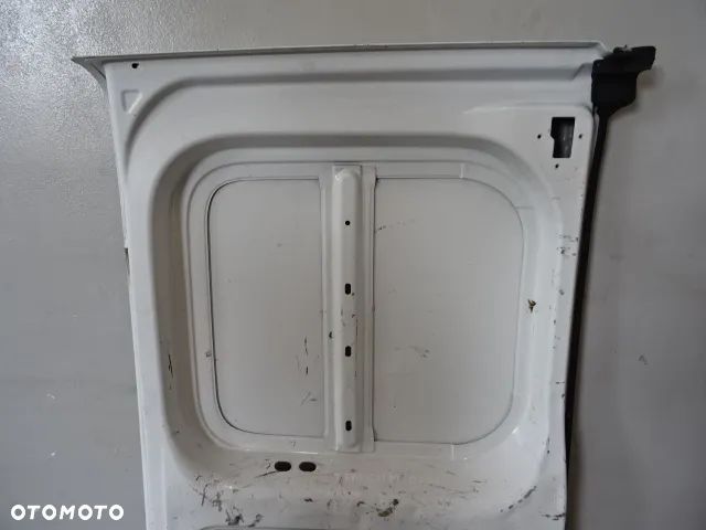 DRZWI SKRZYDŁO PRAWY TYŁ PRAWE TYLNE RENAULT TRAFIC II LAK:0D31 NR1614 - 14