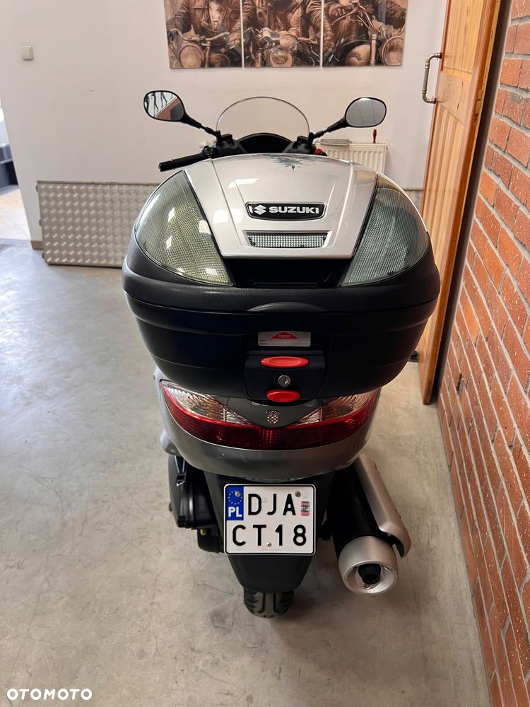 Suzuki Burgman - 14