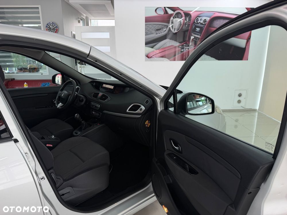 Renault Scenic 1.6 16V 110 LIMITED - 5