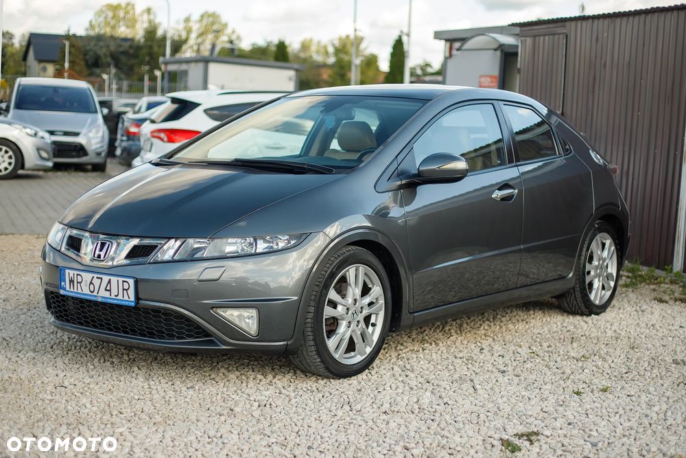 Honda Civic 1.8i-VTEC Executive - 9