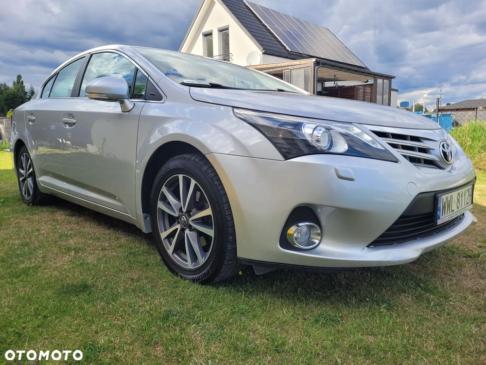 Toyota Avensis 1.8 Premium EU5 MS - 2