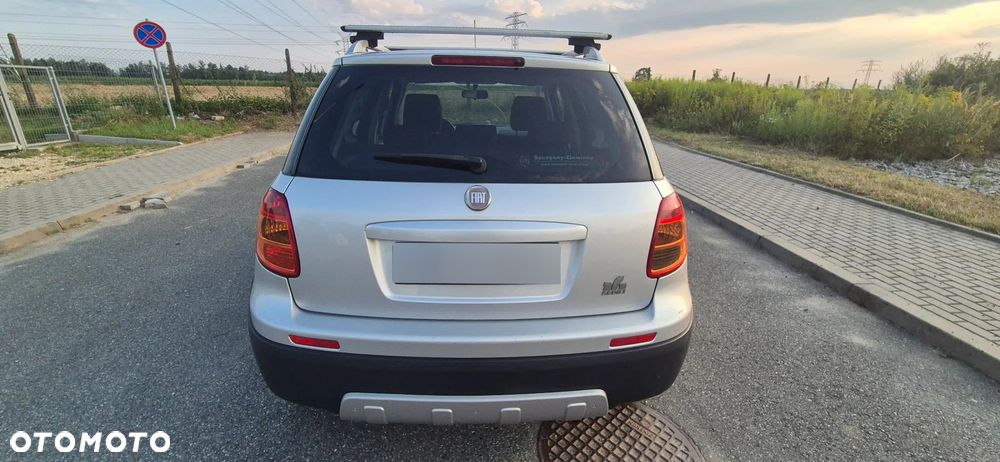 Fiat Sedici 1.6 16V 4x2 Emotion - 3