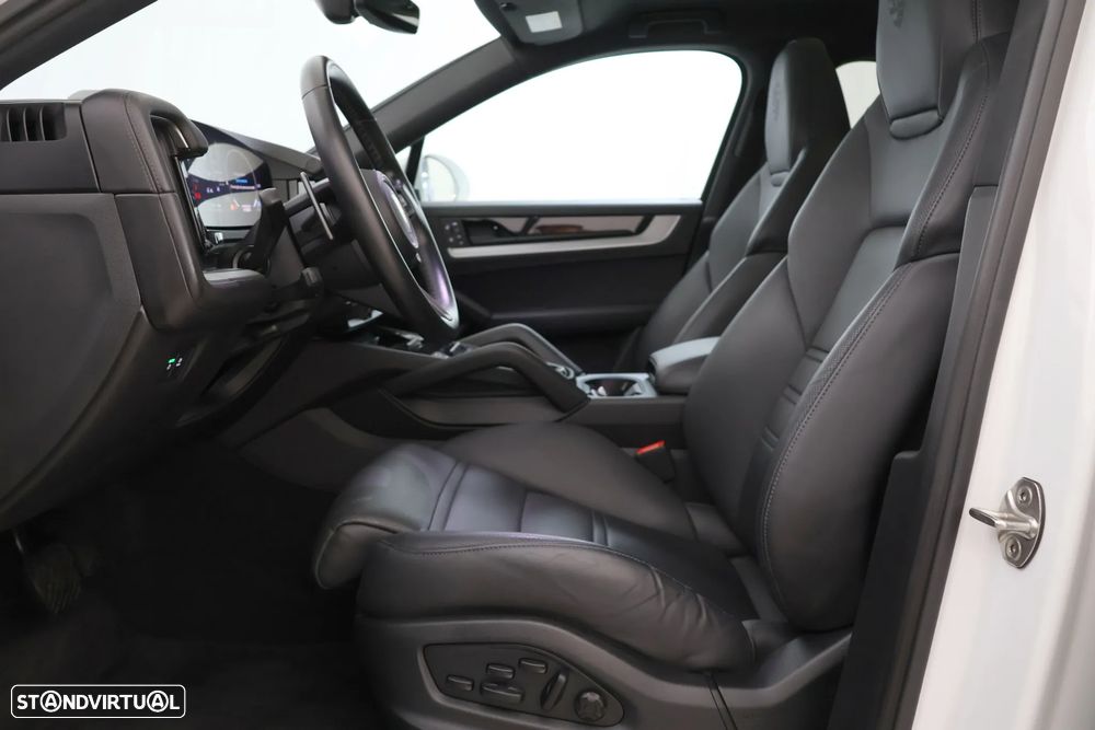 Porsche Cayenne Coupé - 7