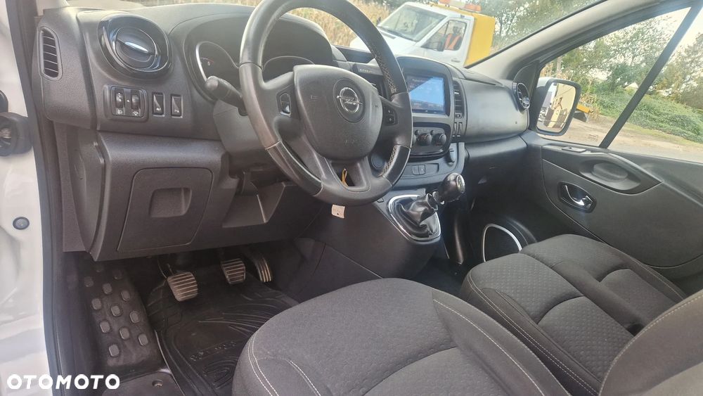Opel VIVARO BITURBO 1.6 CDTI 145 KM kamera cofania - 17