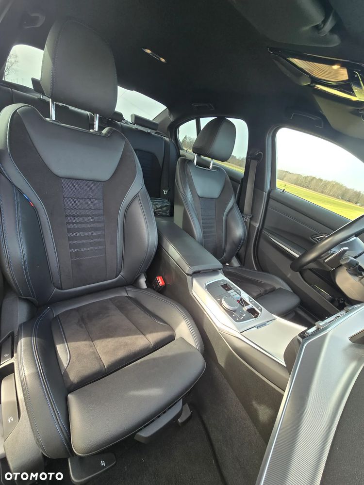 BMW Seria 3 318i M Sport - 15