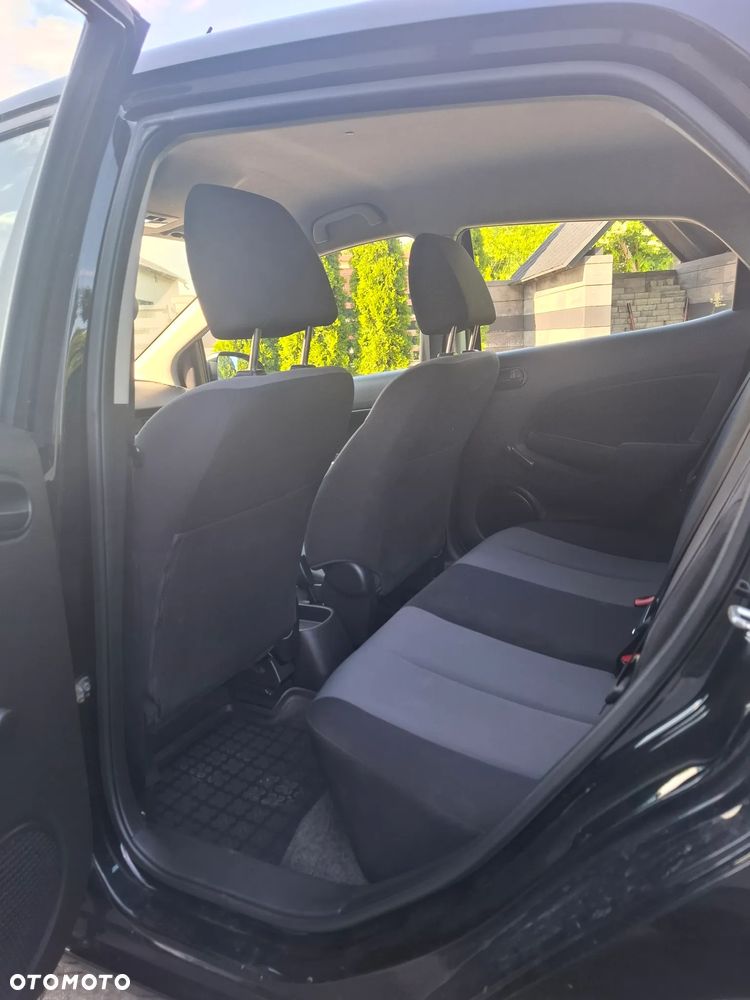 Mazda 2 - 8