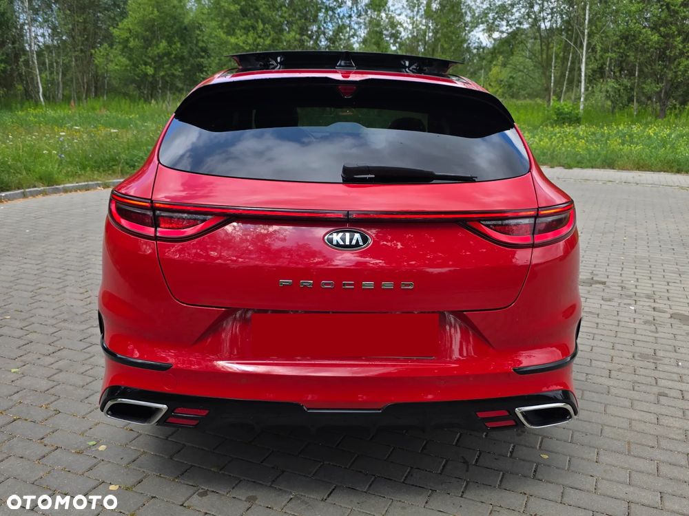 Kia ProCeed 1.6 T-GDI GT DCT - 24