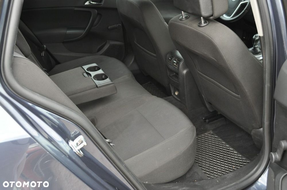 Opel Insignia 1.8 Design Edition - 28