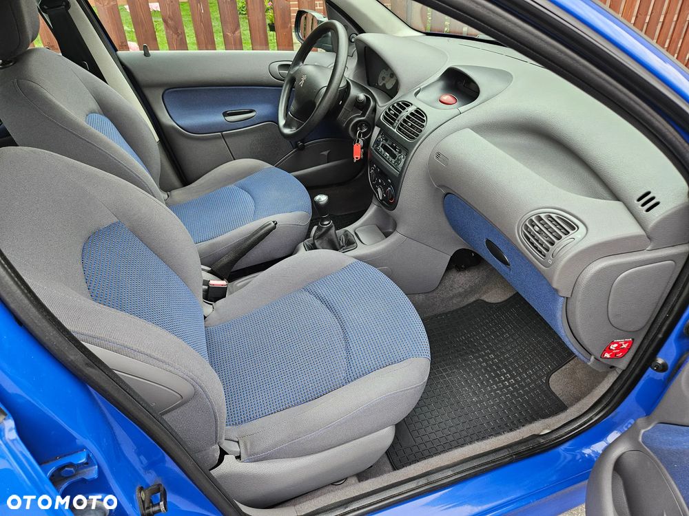 Peugeot 206 60 Filou - 5