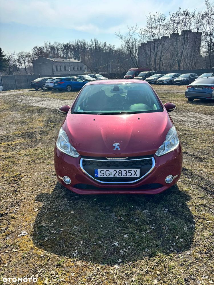 Peugeot 208 - 2