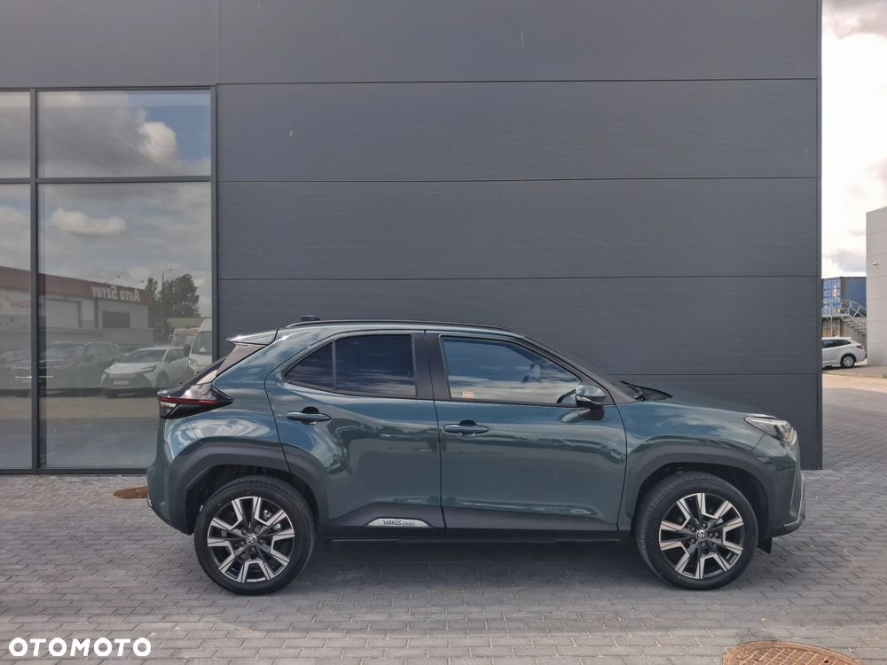 Toyota Yaris Cross Hybrid 1.5 Executive - 2