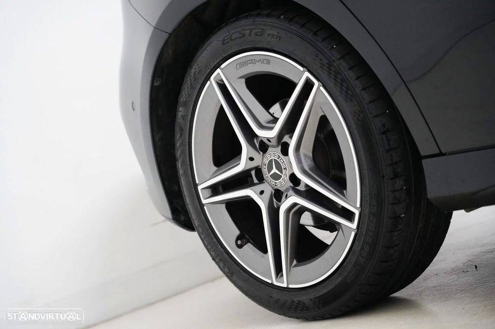 Mercedes-Benz A 160 AMG Line - 19