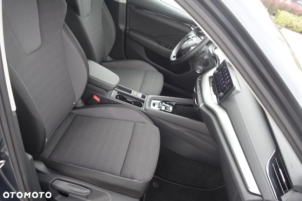 Skoda Octavia 2.0 TDI Ambition DSG - 9