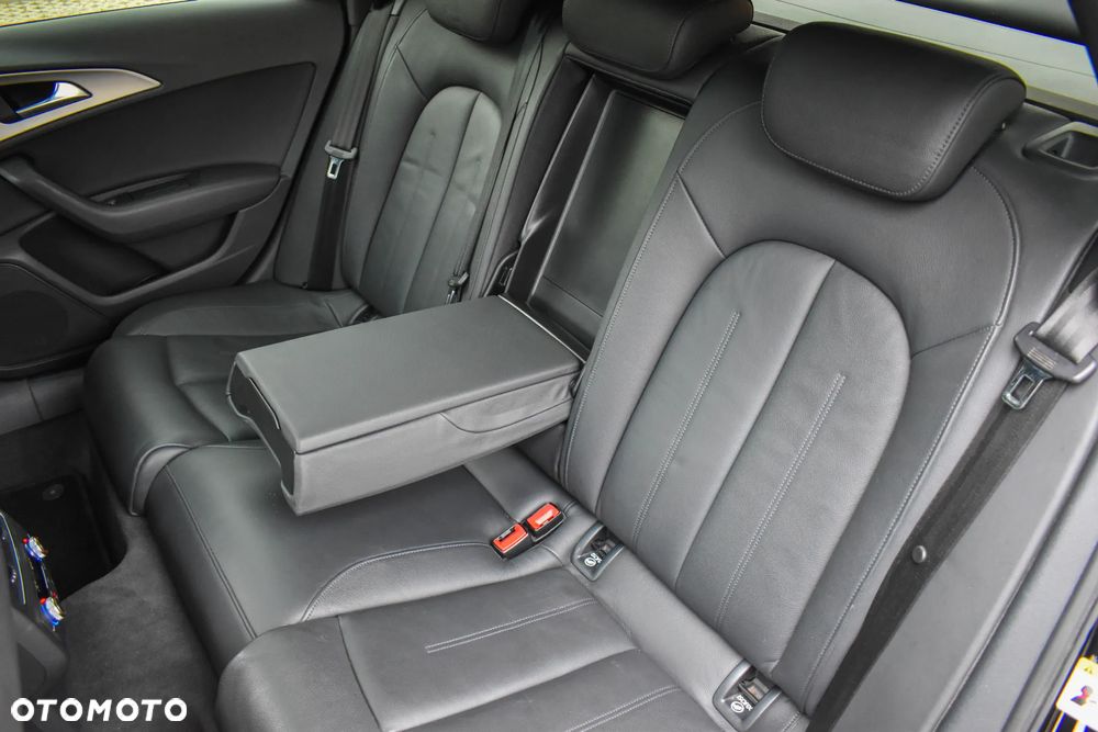 Audi A6 Avant 3.0 TDI DPF quattro S tronic - 13