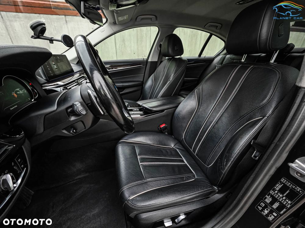 BMW Seria 5 520d xDrive Sport Line - 18