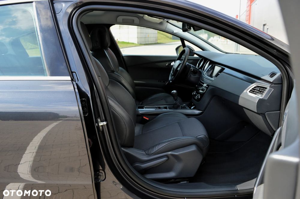 Peugeot 508 1.6 e-THP Allure S&S - 11