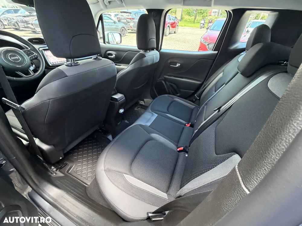 Jeep Renegade 1.5 FWD AT7 MHEV Limited - 12