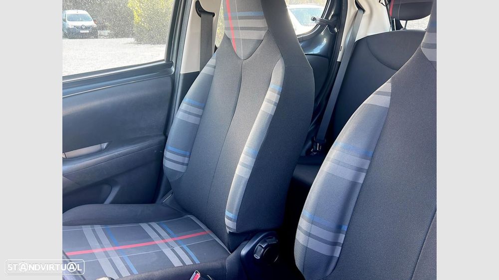 Peugeot 108 1.0 VTi Active - 12