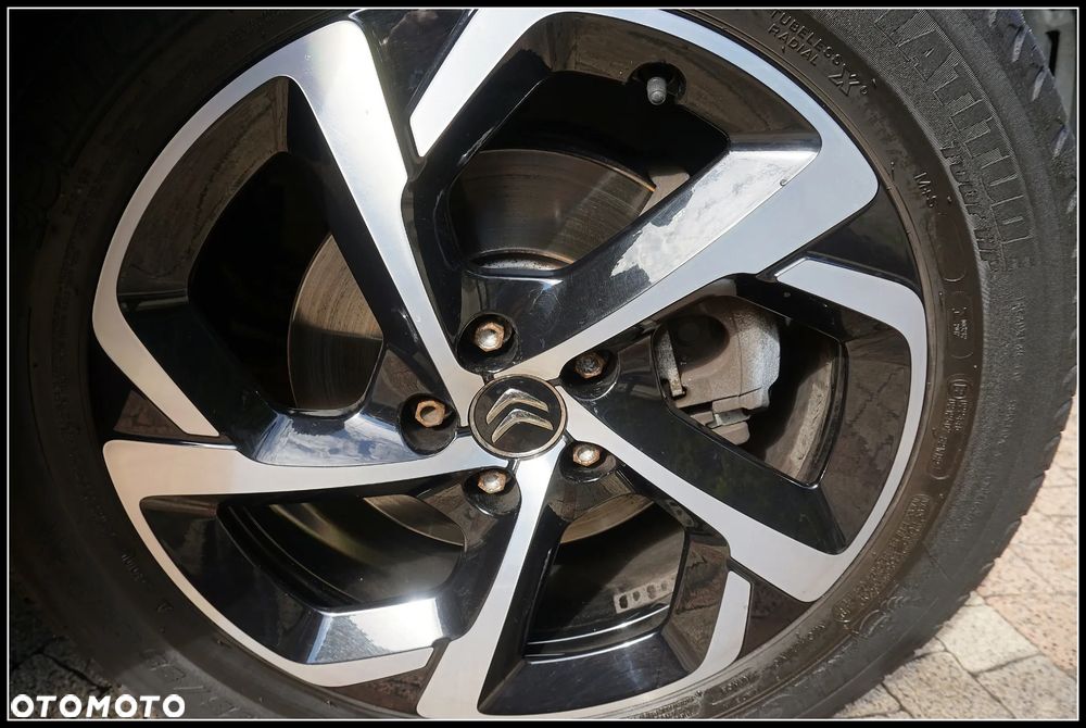 Citroën C5 Aircross 1.6 PureTech Live EAT8 - 31