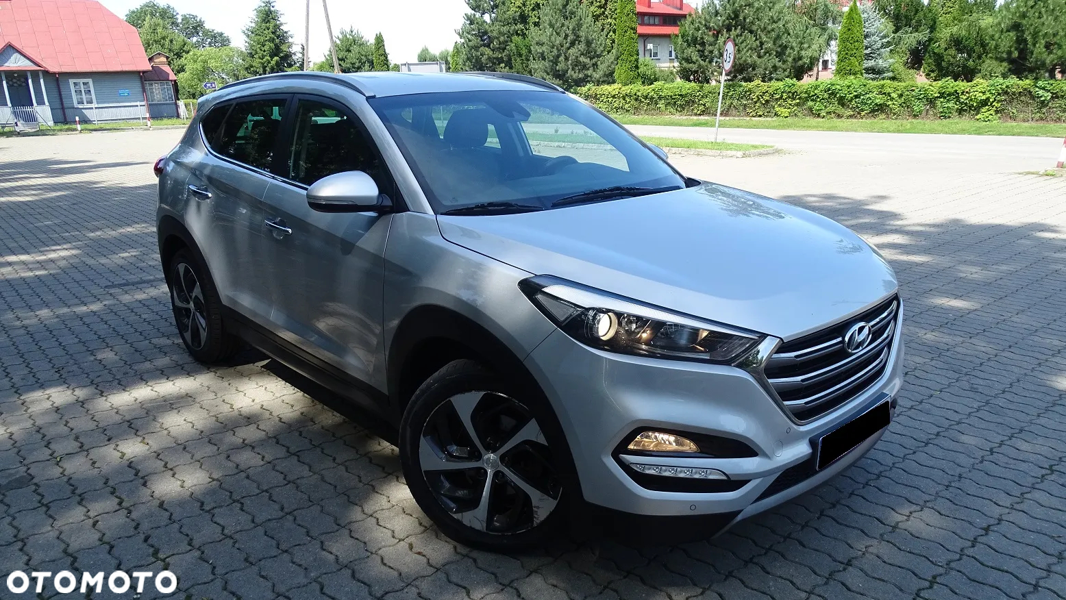 Hyundai Tucson 1.7 CRDI BlueDrive Style 2WD - 2