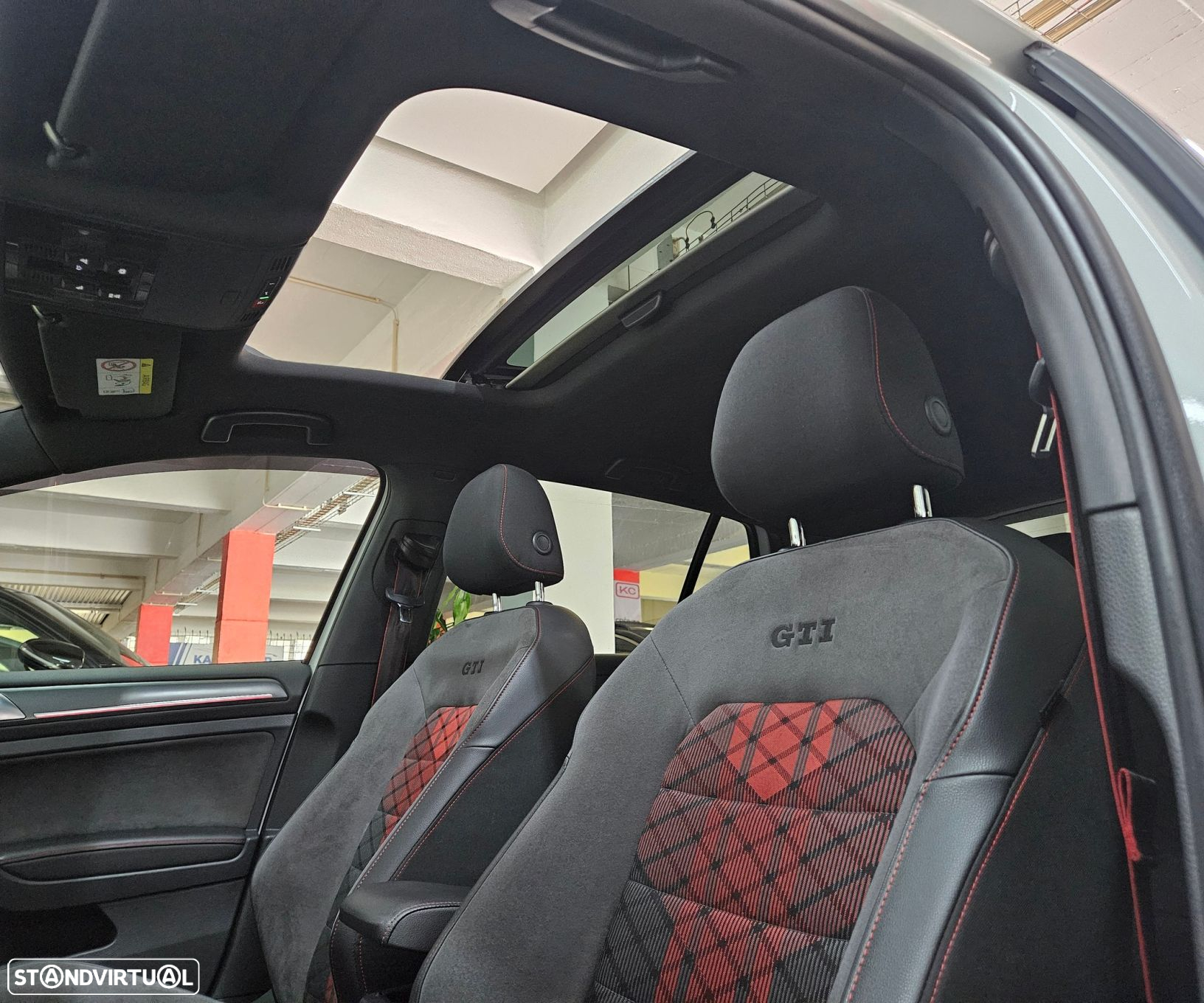 VW Golf GTI TCR 2.0 TSI OPF DSG - 47