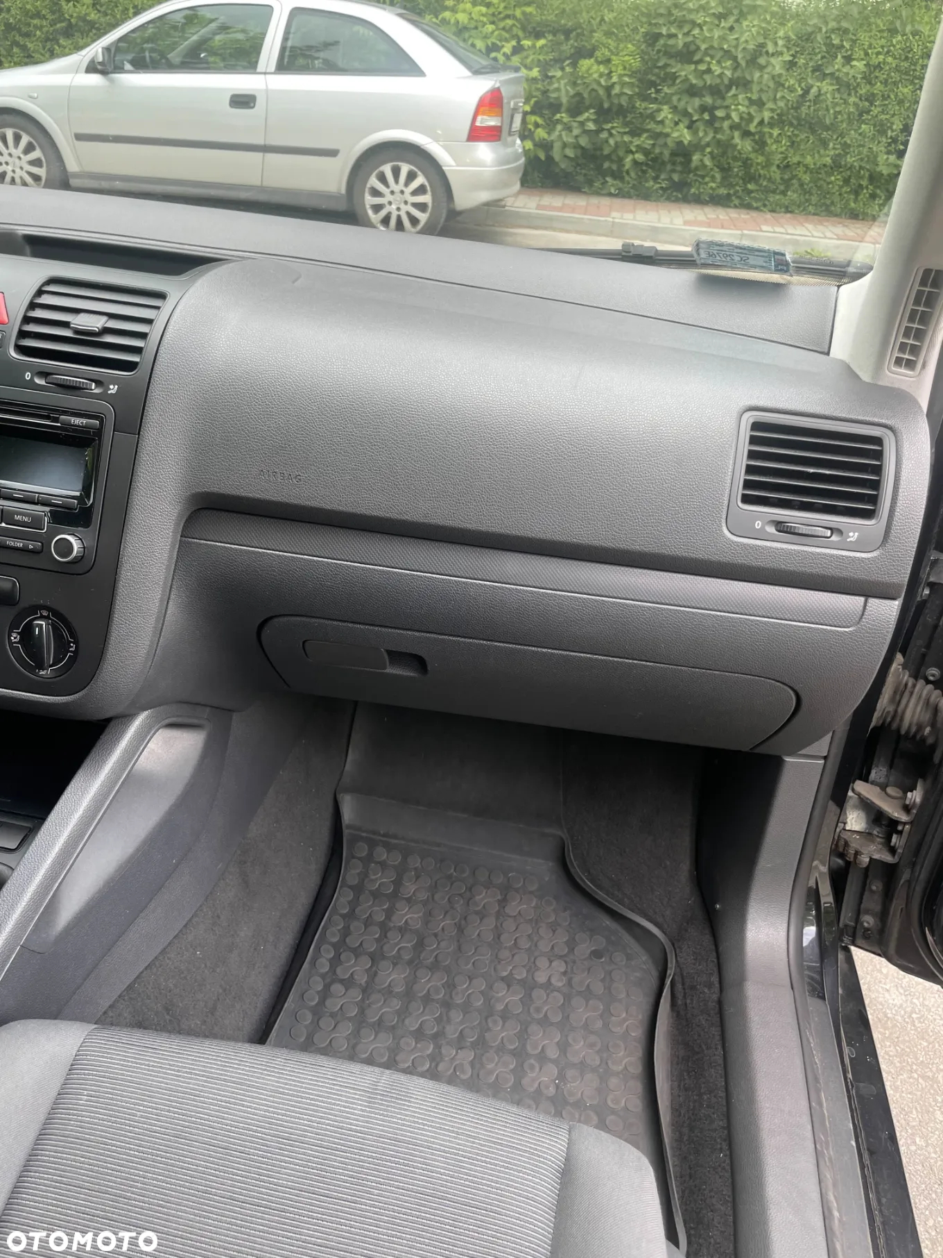 Volkswagen Golf - 23