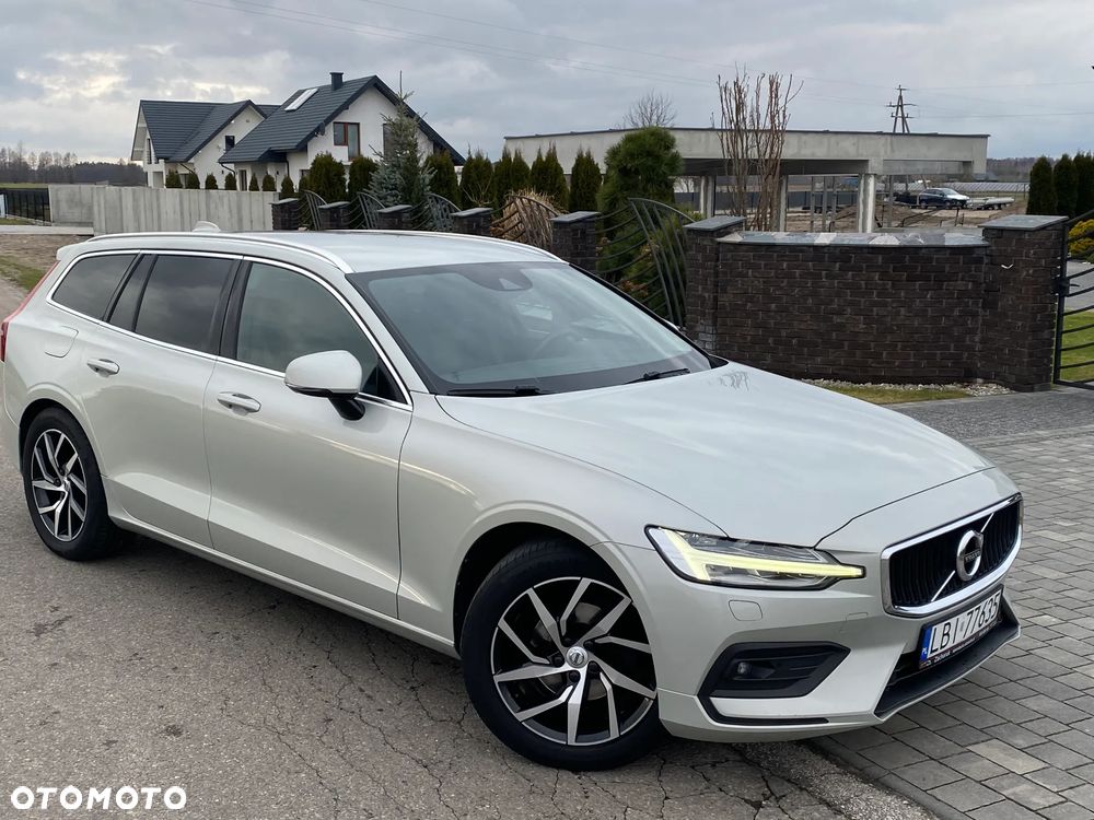 Volvo V60 D3 Geartronic Summum - 1
