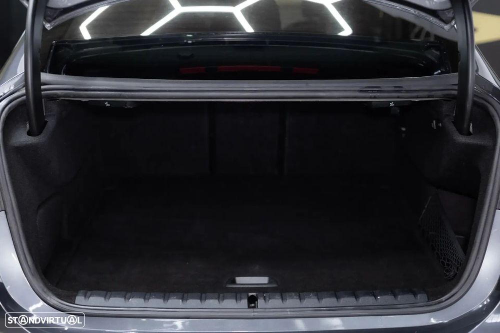 BMW 216 Gran Coupé - 8