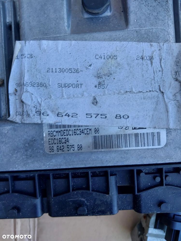 Zestaw startowy silnika Citroen C4 Peugeot 308 1.6 HDI Sterownik silnika 9664257580 BSI BSM Stacyjka 2x kluczyk - 4