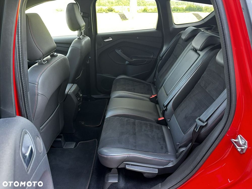Ford Kuga - 30
